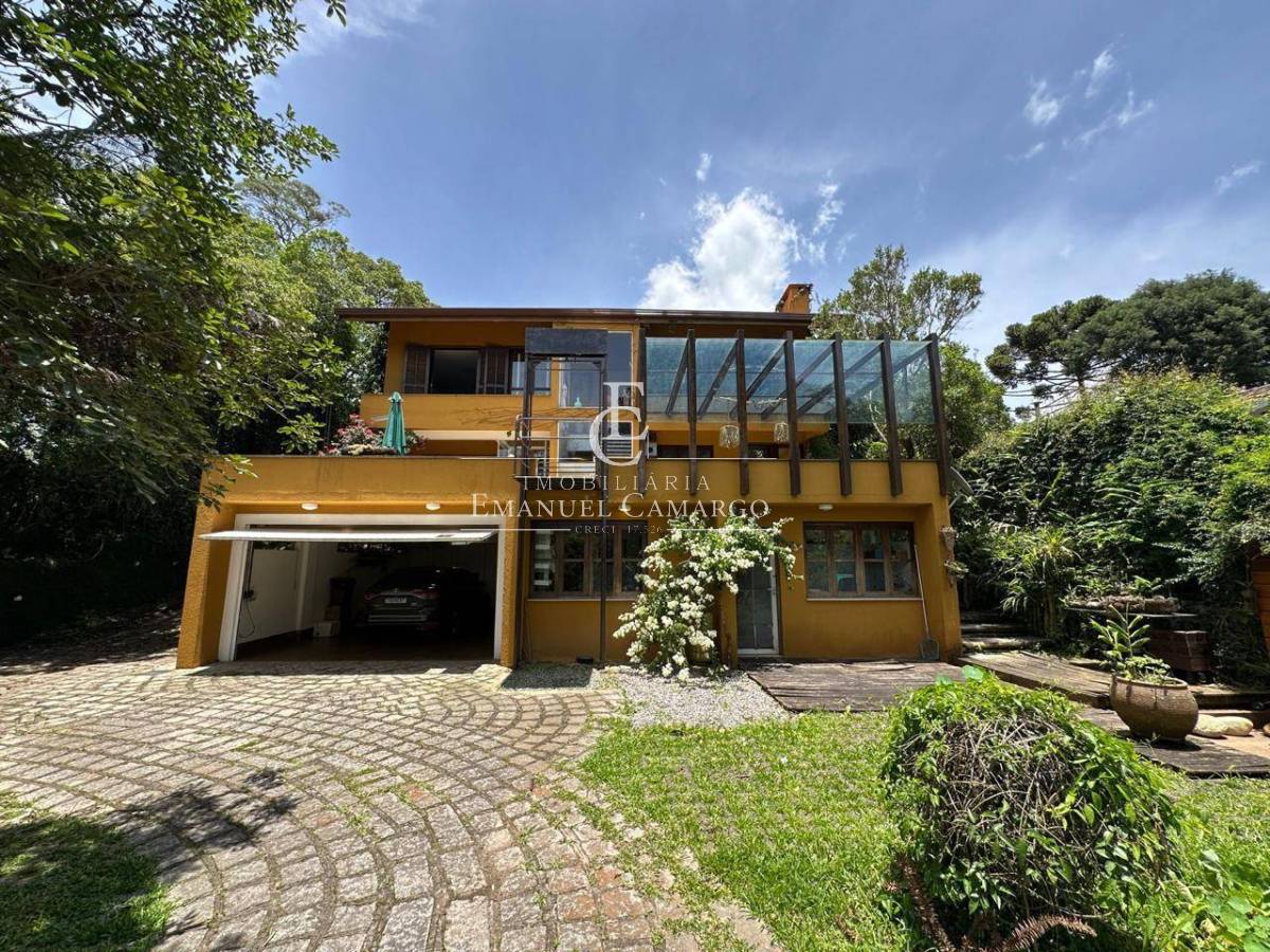 Casa com 4 quartos, 356m², à venda em Piraquara, Vila Franca